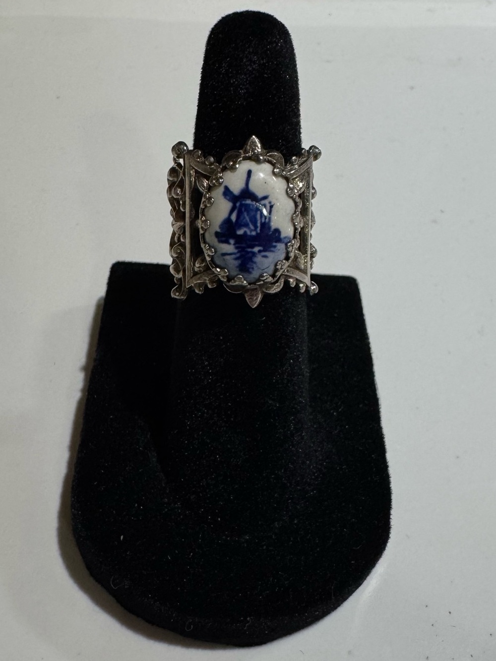 Vintage Delft Blue Porcelain Windmill Ring